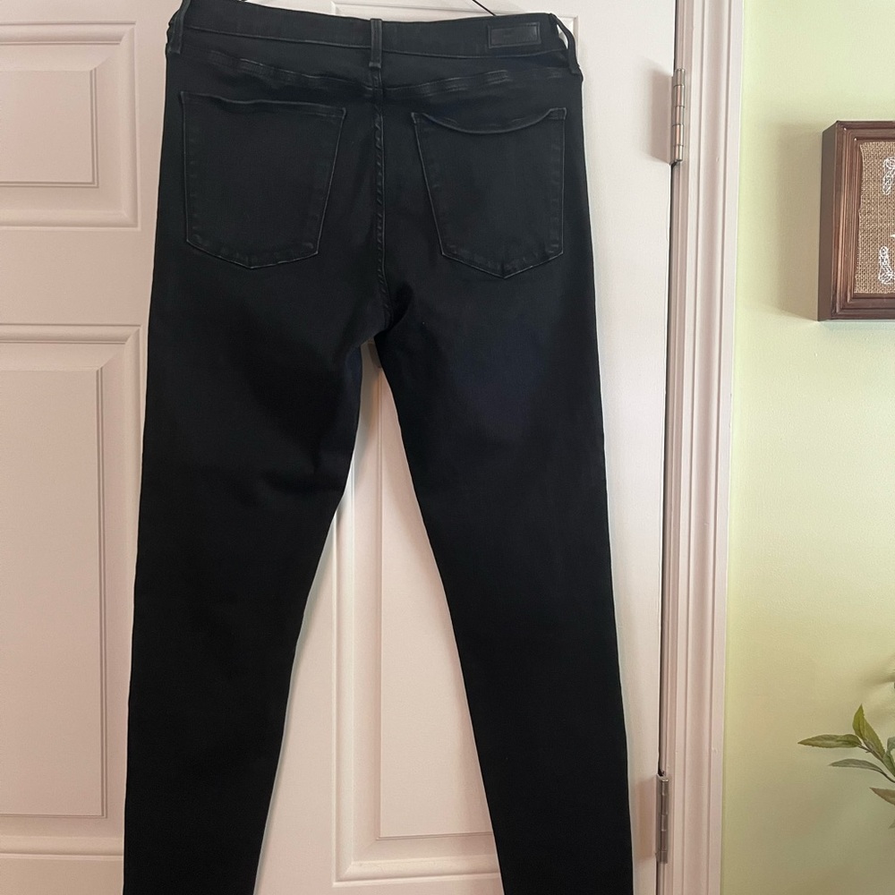 ABERCROMBIE & FITCH BLACK SKINNY JEANS